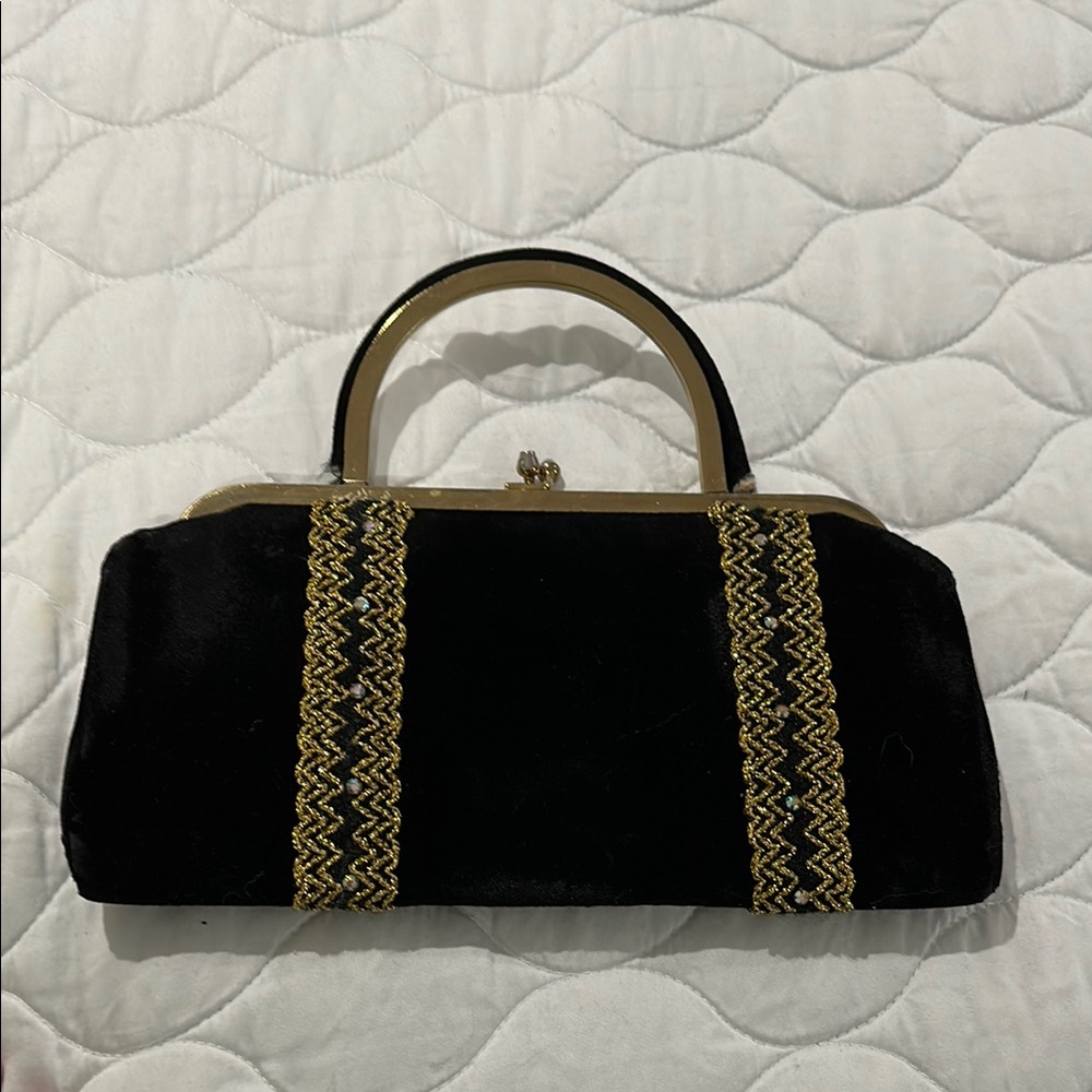 Vintage Convertible Black and Gold Clutch - Picture 8 of 8